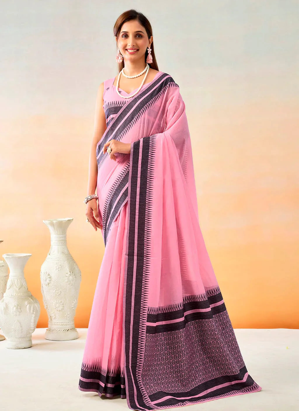 High-quality spun cotton fabric with soft texture, ideal for breathable and comfortable clothing.