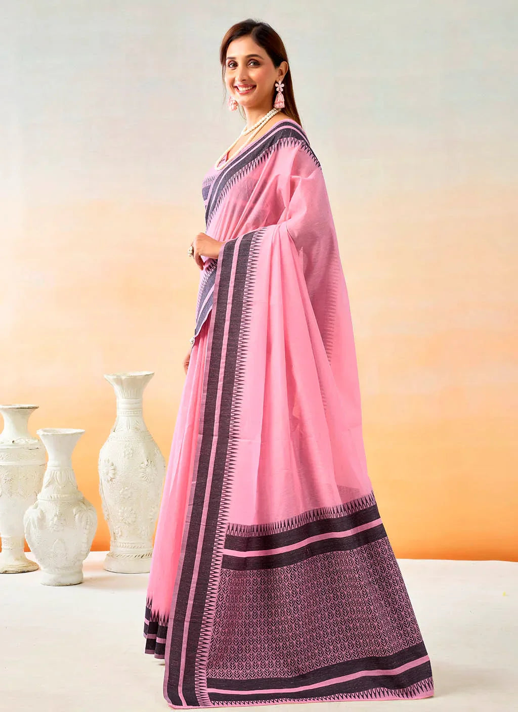 High-quality spun cotton fabric with soft texture, ideal for breathable and comfortable clothing.