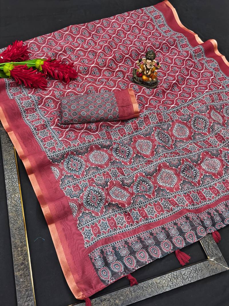 Elegant Red woven cotton silk saree with blouse piece Digital Leaf Print