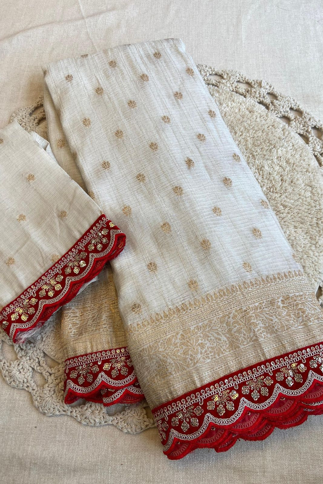 Pure Soft Banarasi Tissue Zari Crushed Silk Weaving Saree With Finest Zari Wooven Pallu