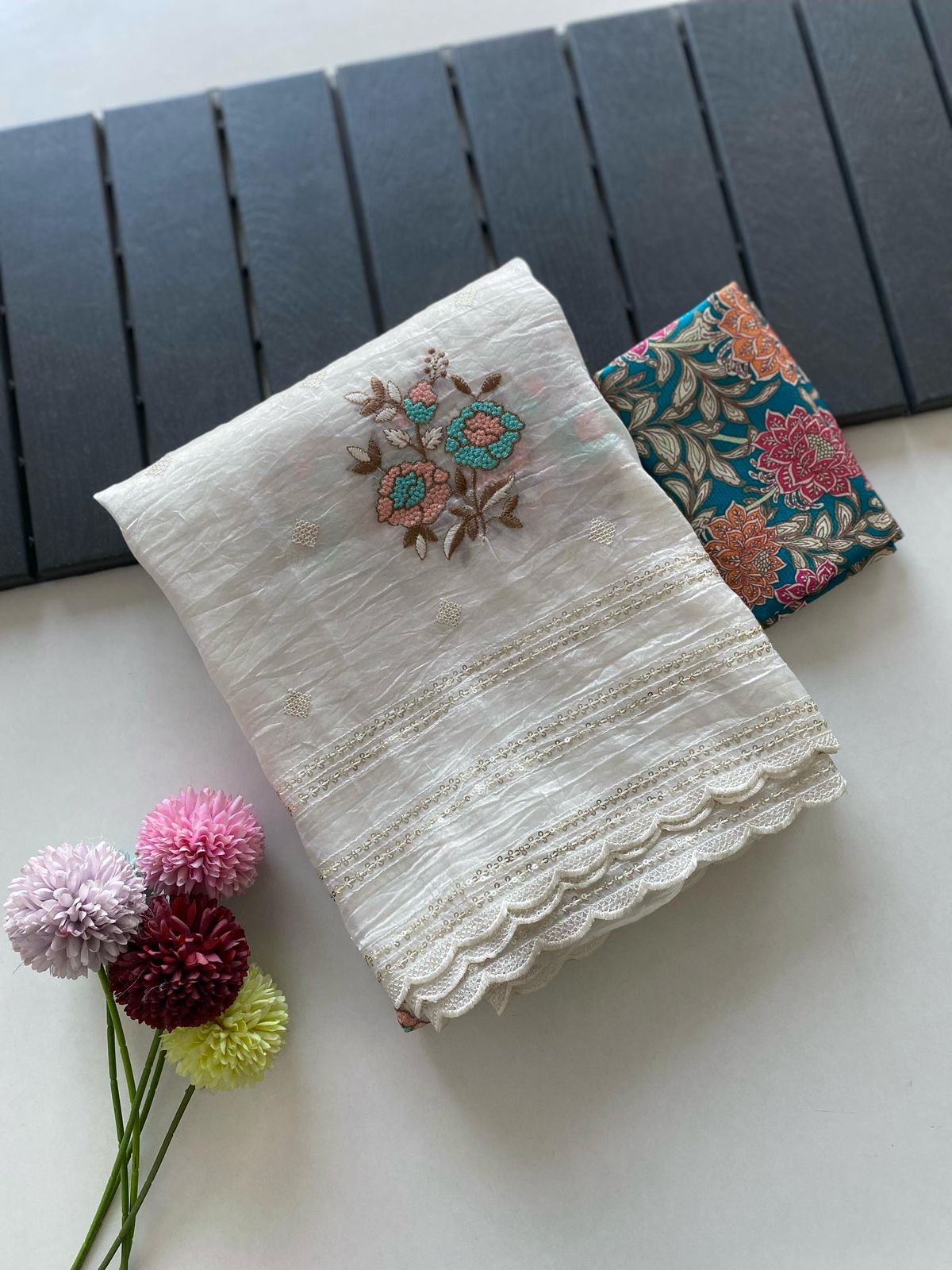 Premium Crush ORGANZA SAREE WITH KALAMKARI PRINT BLOUSE